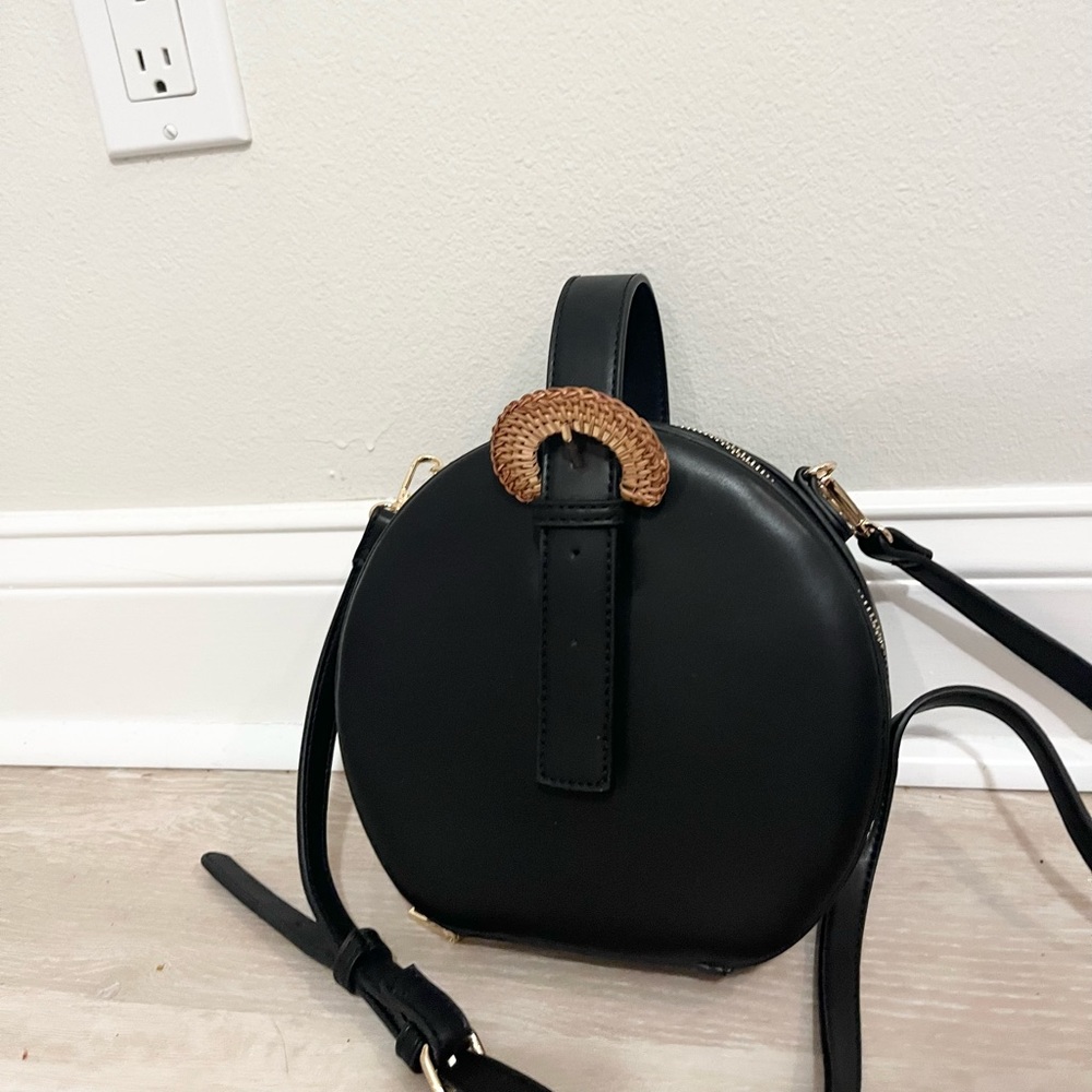 Beach Clutch Crossbody - Brand New